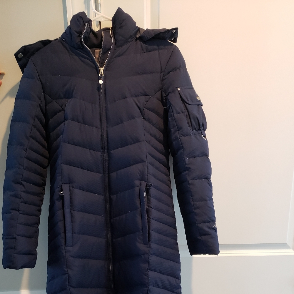 Winter coat Eddie Bauer size small light weight